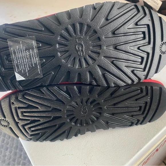 UGG Boots - Picture 3 of 5